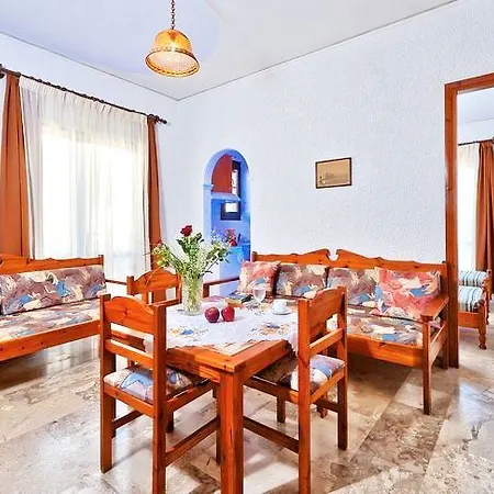 Lia Hotel
